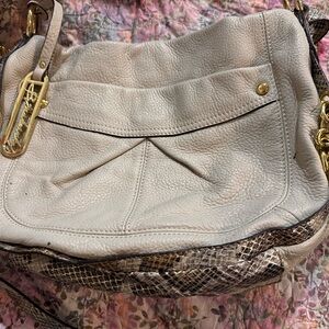 B Makowsky Leather Convertible Shoulder Bag Stone Tan Chains Snake Skin Embossed
